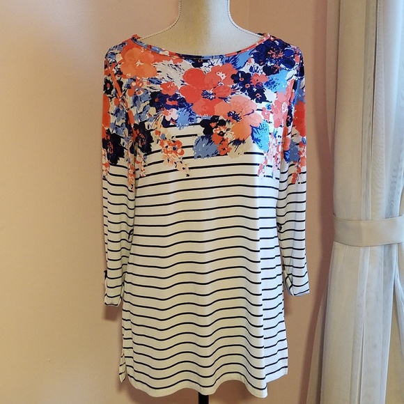 Tops - 5 for $25 | Floral Stripe Tunic